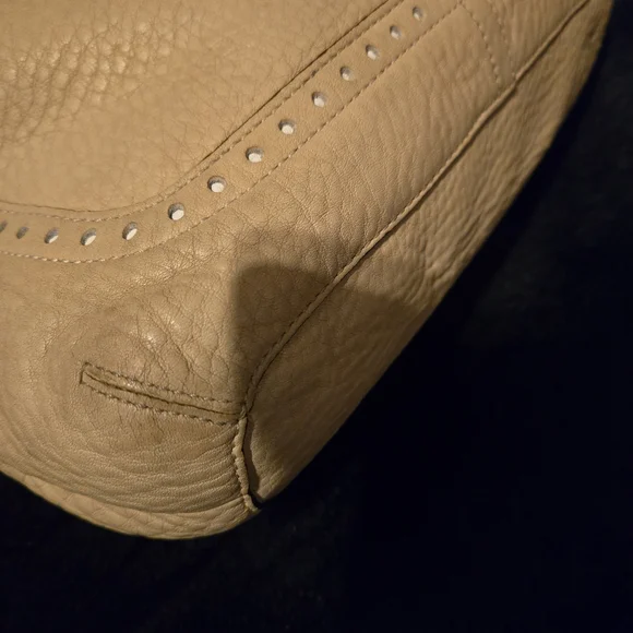 Coach Vintage Tan Pebble Leather Hobo Bag #5054 - Picture 7 of 15